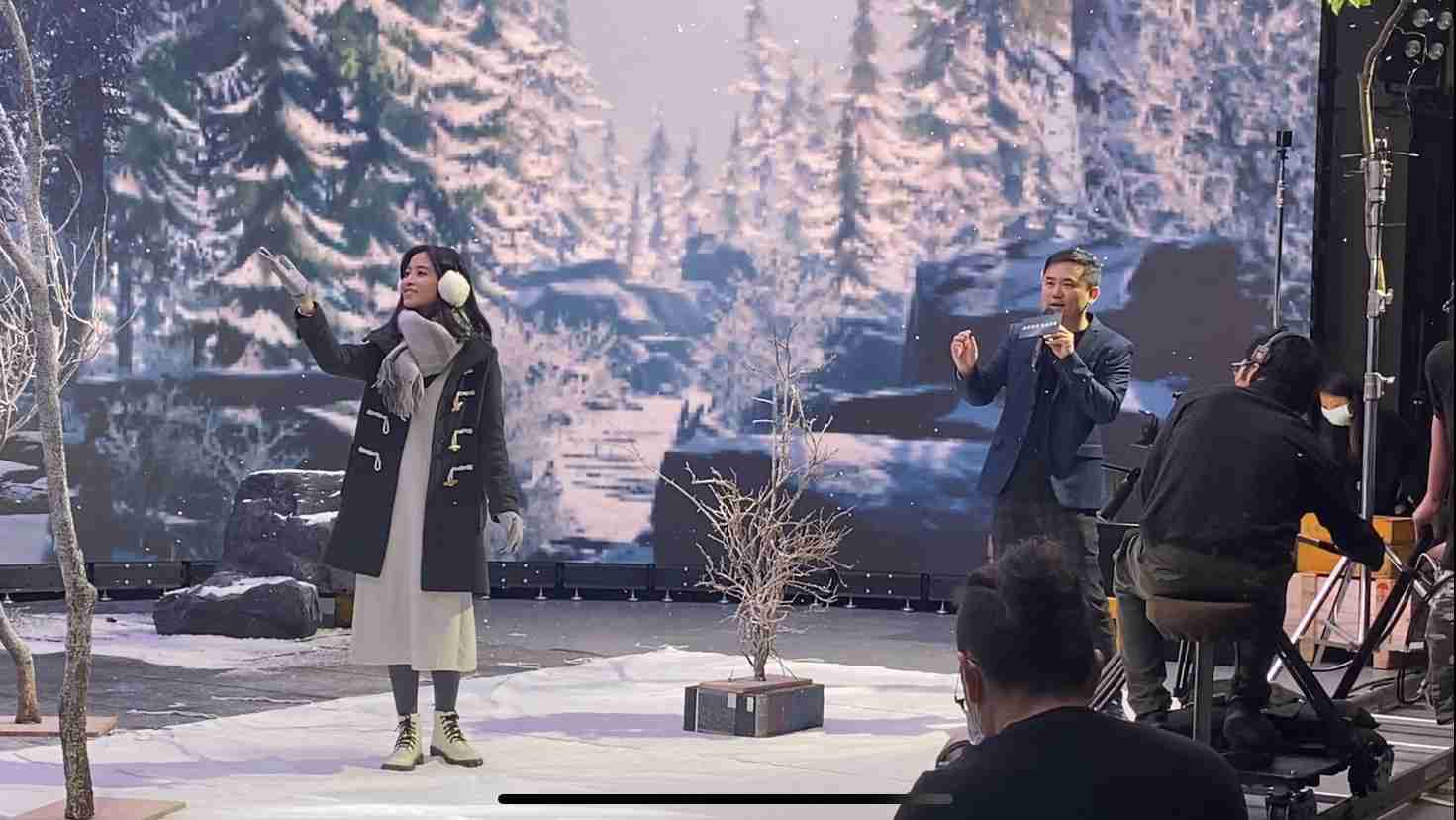 冰球突破以ALED先进显屏技术，，，，与金马奖视觉特效团队“再现影像”携手合作打造LED虚拟摄影棚，，，提供沉浸式表演体验，，，，并精简拍摄成本与时间